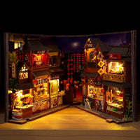 La Ruelle des Lanternes – book nook nocturne miniature